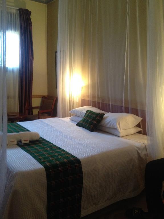 J Residence Motel Ентеббе Номер фото